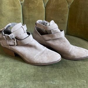 Francesca’s Booties